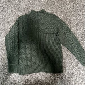 American Eagle green mock neck knit sweater